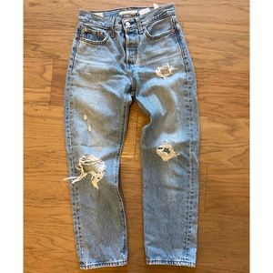 LEVIS premium wedgie fit jean “authentically yours”